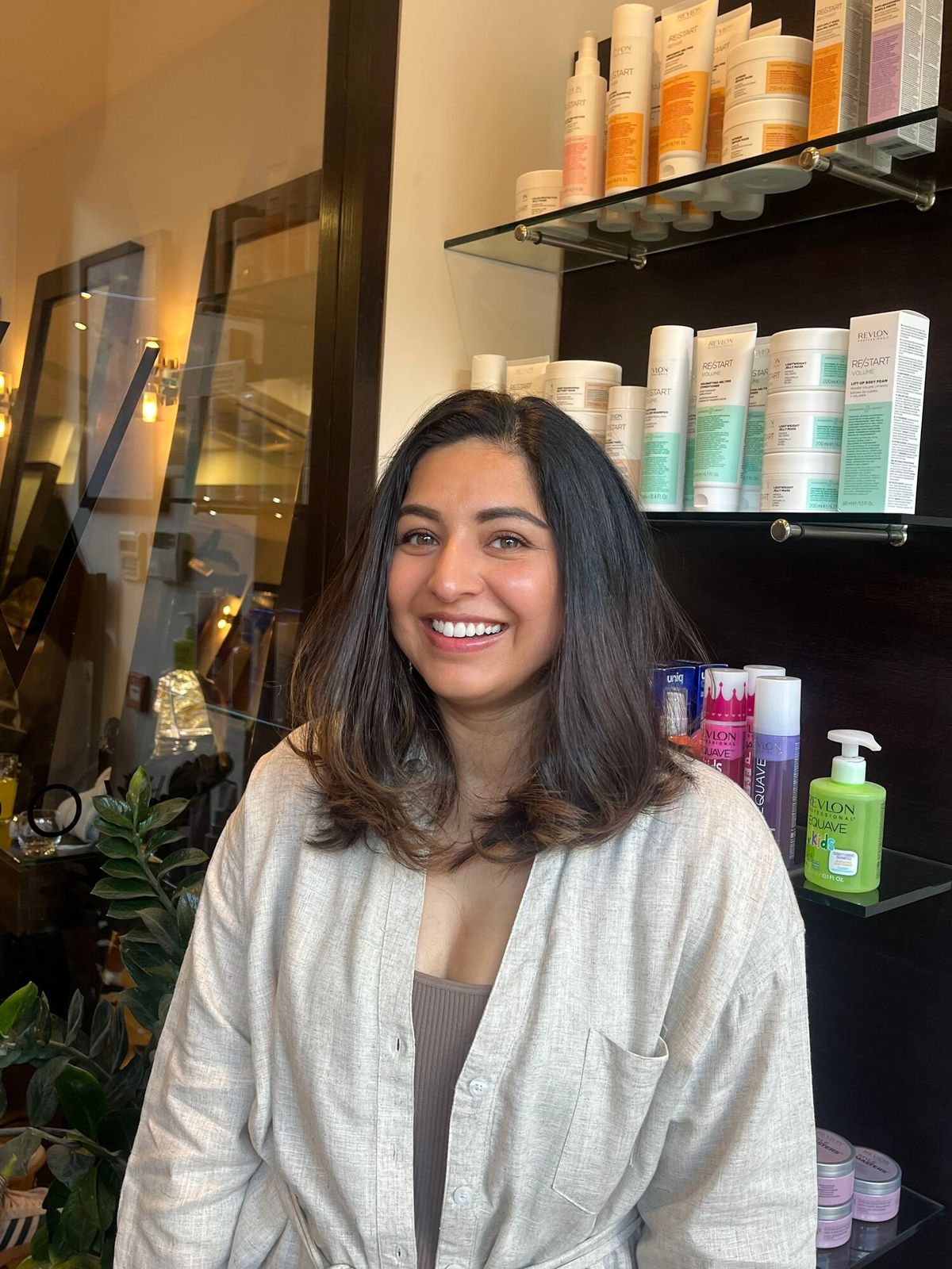 Layers Visual Idea — Shoulder Length Haircuts