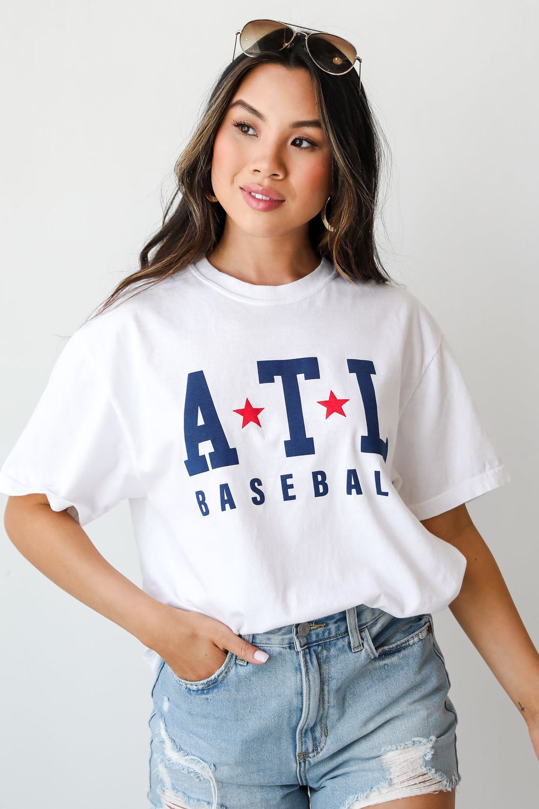 Atlanta Graphic Tee with Wide-Leg Denim and Gold Jewelry — Atlanta Outfits