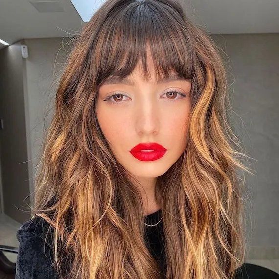 Long Wavy Hair With Full Blunt Bangs Long Wavy Hair With Full Blunt Bangs — Haircuts with Bangs