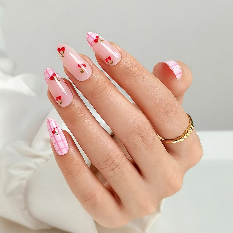 Spring Casual Visual Idea — Nail Extensions