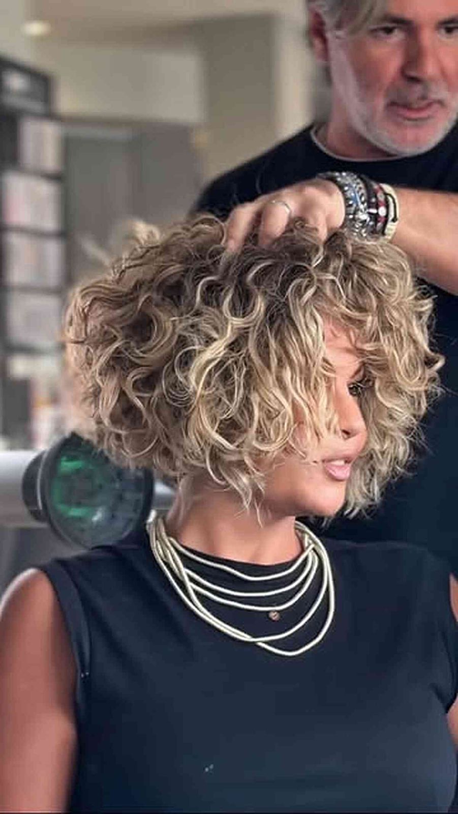 See Why These 50 Women With Curly Hair Love Their Jaw-Length Bob