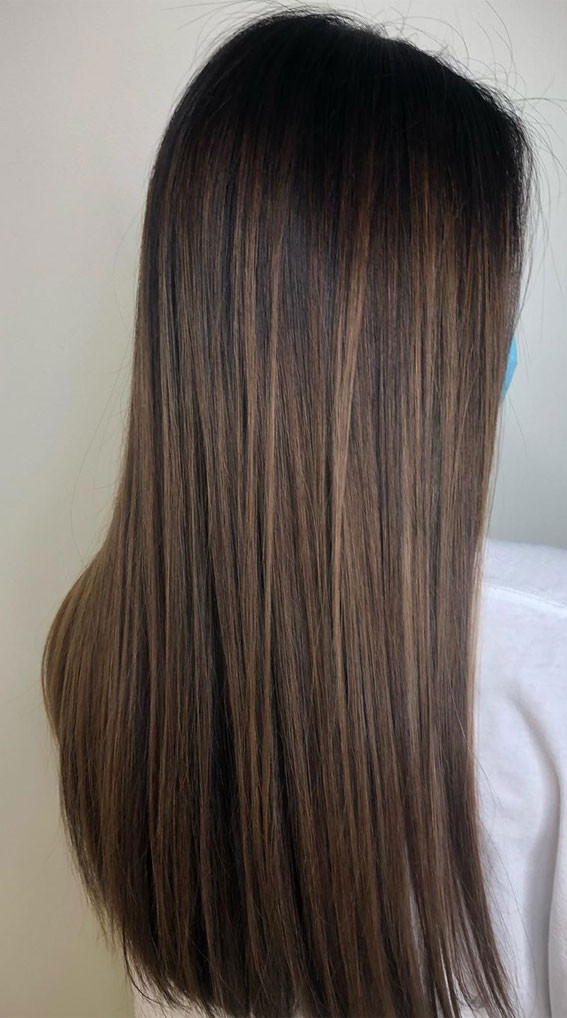 Honey Blonde Balayage On Collarbone Hair — Balayage Straight Hair