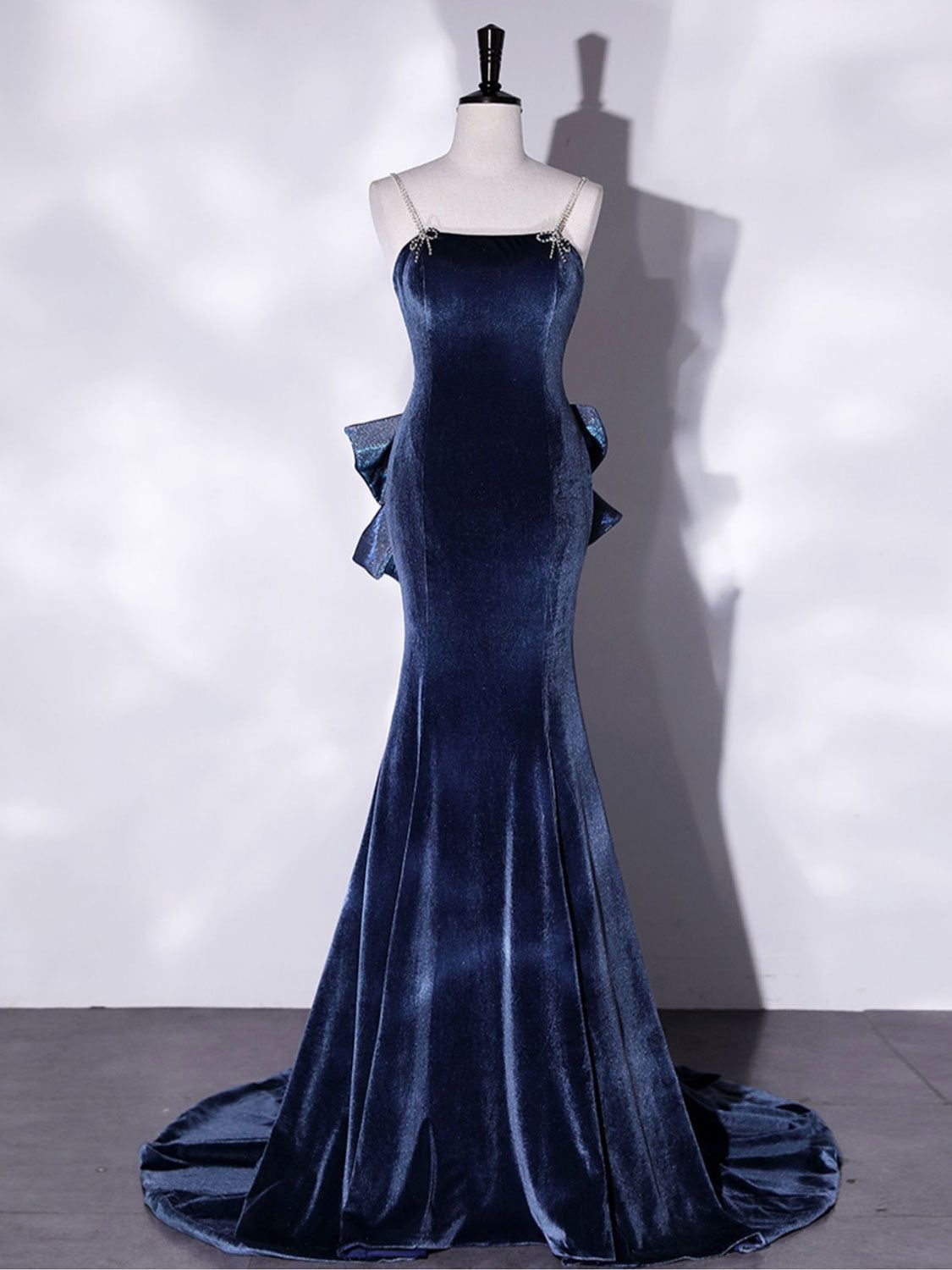 Navy Blue Velvet Mermaid Dress with Dramatic Back Bow Navy Blue Velvet Mermaid Dress with Dramatic Back Bow — Mermaid Dresses