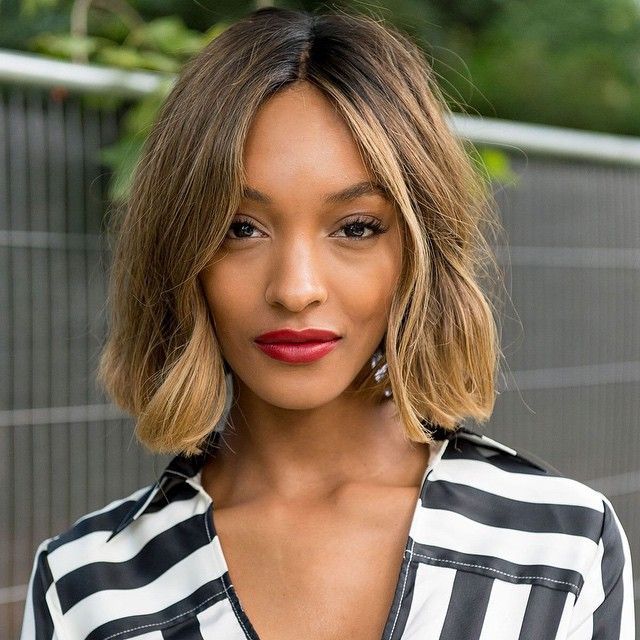 Collarbone Visual Idea — Haircuts for Straight Hair