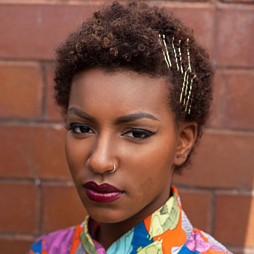 Visual Idea Visual Idea — Bobby Pin Hairstyles