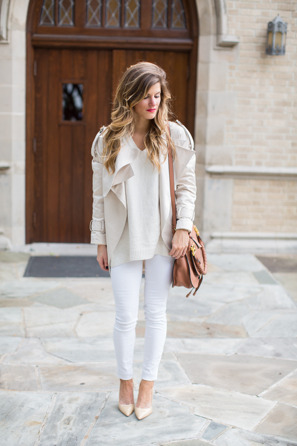 Sophisticated Casual: Draped Jacket and Skinny Jeans Sophisticated Casual: Draped Jacket and Skinny Jeans — White Jeans Outfits