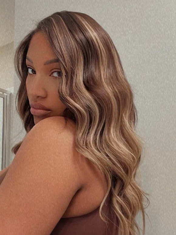 Collarbone Waves with Caramel Blonde Balayage Collarbone Waves with Caramel Blonde Balayage — Balayage on Black Women