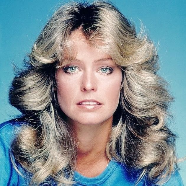 Honey Blonde With Darker Roots Visual Idea Honey Blonde With Darker Roots Visual Idea — 70s Hairstyles