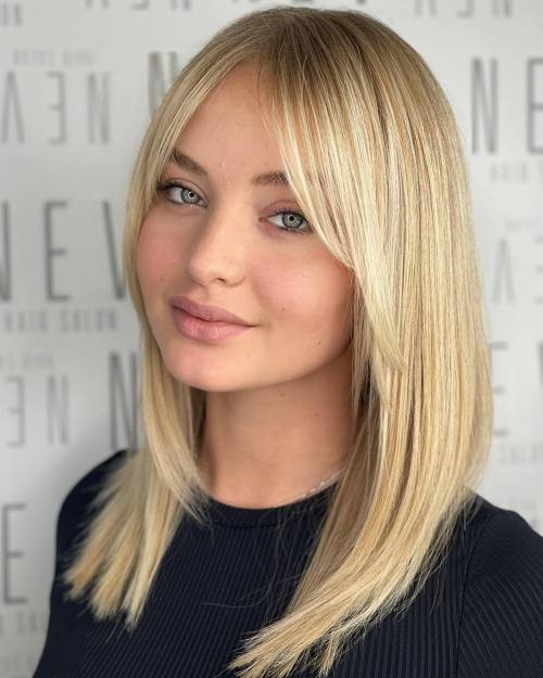 Collarbone Ash Blonde With Face-Framing Collarbone Ash Blonde With Face-Framing — Hairstyles for Chubby Faces