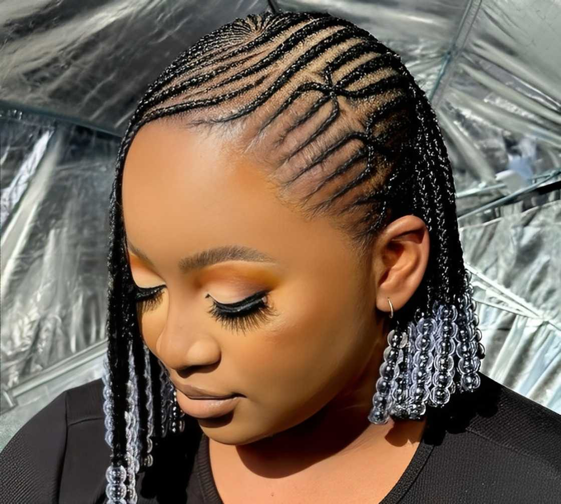 Shoulder Fulani Braids with Clear and Black Beads — Fulani Braids with Beads