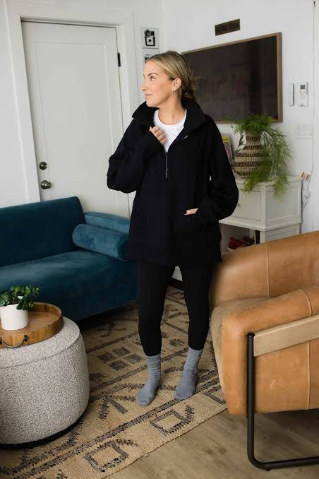 Textured Knit Pullover Over Black Align Leggings Textured Knit Pullover Over Black Align Leggings — Lululemon Align Outfits