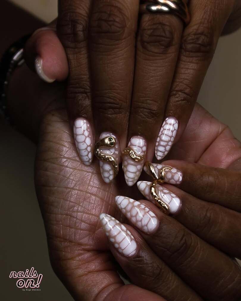 Visible Visual Idea Visible Visual Idea — Snake Print Nails