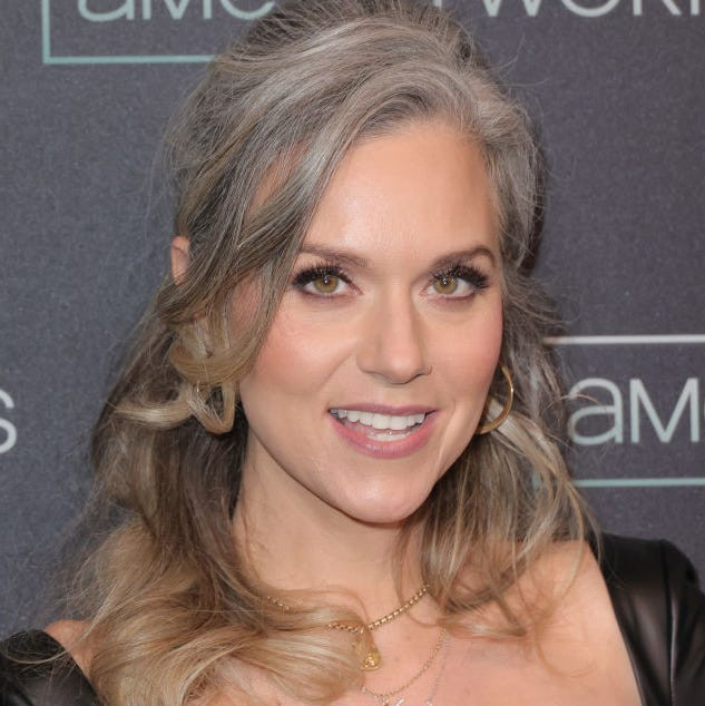 Vibrant Blue-Grey With Silver White Highlights Vibrant Blue-Grey With Silver White Highlights — Hair Color to Hide Gray