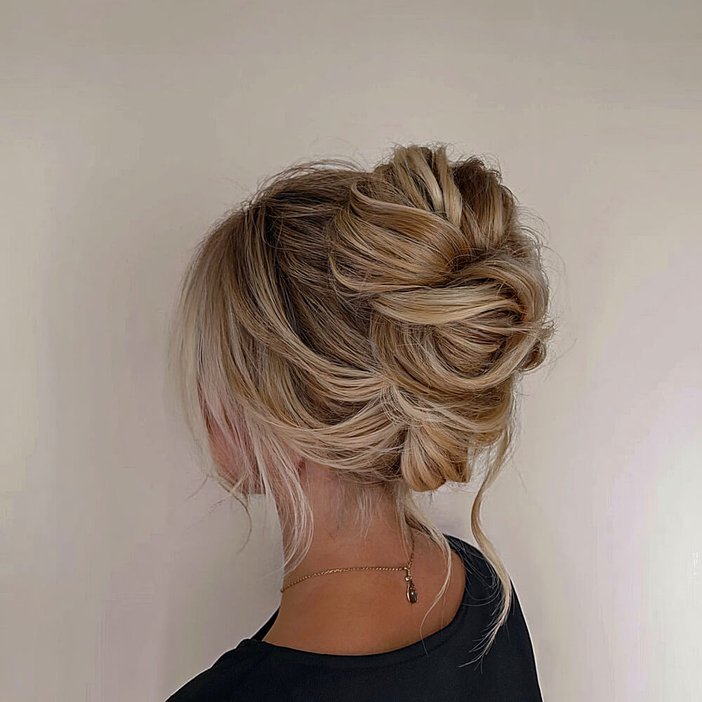 Ash Blonde Wavy Thick Updo Ash Blonde Wavy Thick Updo — Messy Updo