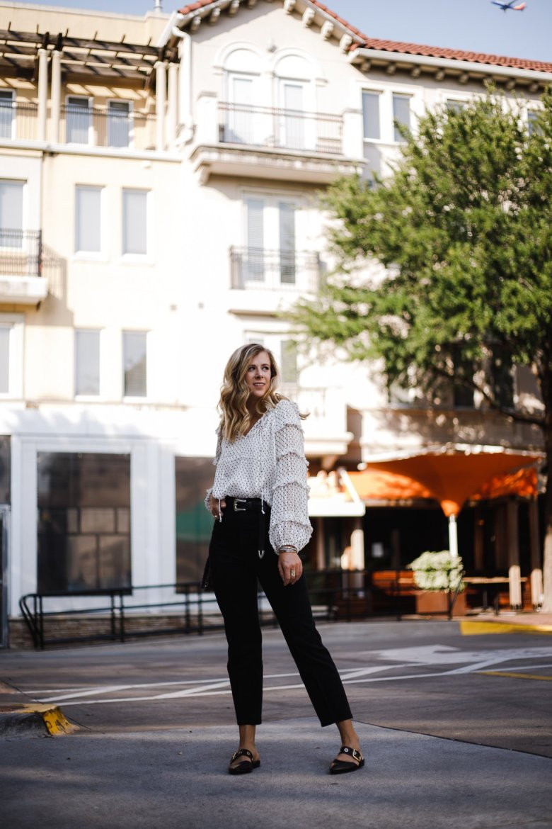 Patterned Blouse and Slim Trousers for Workwear — Dallas Outfits