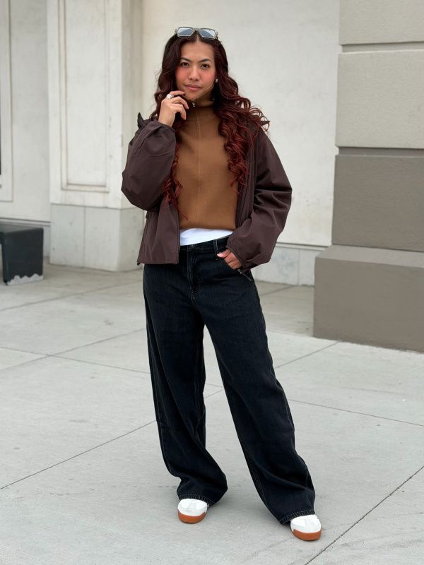 Layered Tops with Wide-Leg Jeans Layered Tops with Wide-Leg Jeans — Denim Shirt Outfits