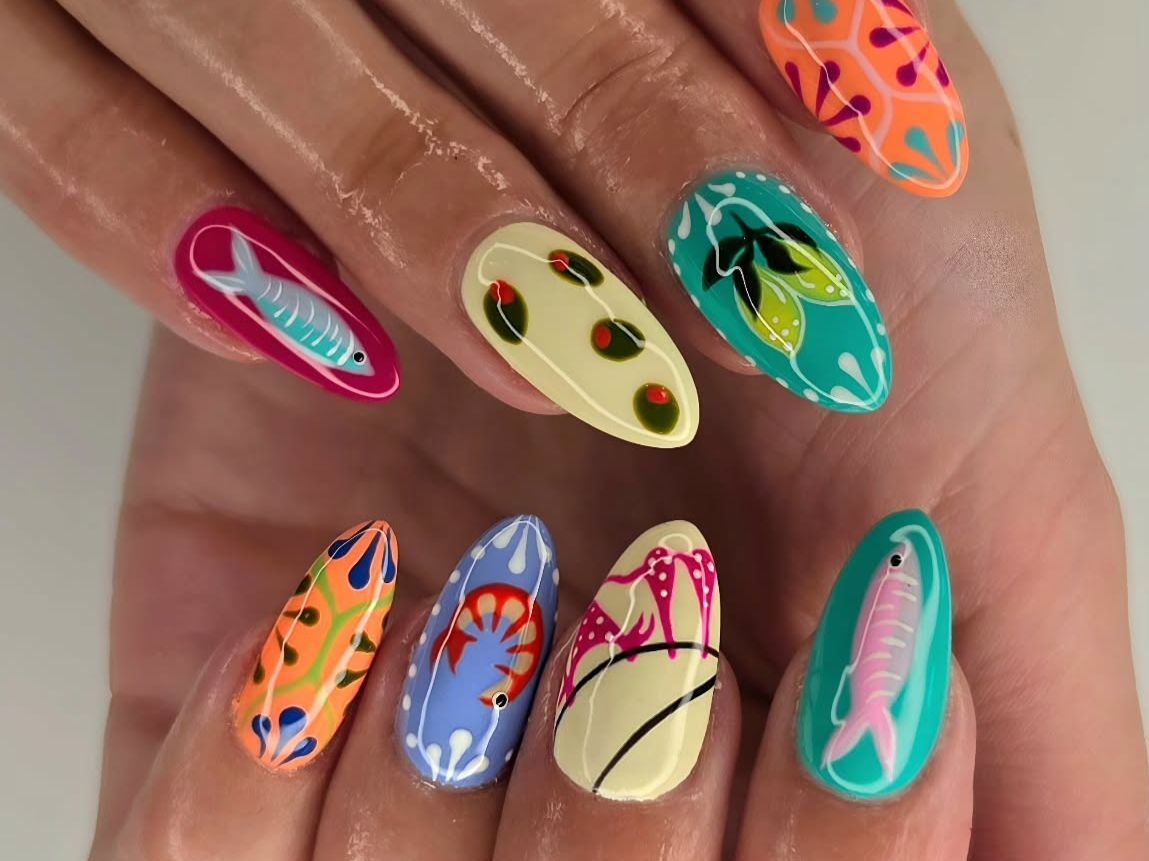 Summer Vacation Visual Idea Summer Vacation Visual Idea — Colorful Nails