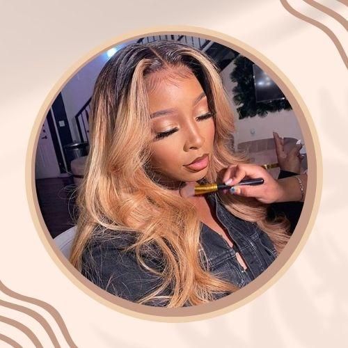 No Bangs Shoulder Length Wavy Dark Base With Honey Blonde Highlights No Bangs Shoulder Length Wavy Dark Base With Honey Blonde Highlights — Honey Blonde on Black Women