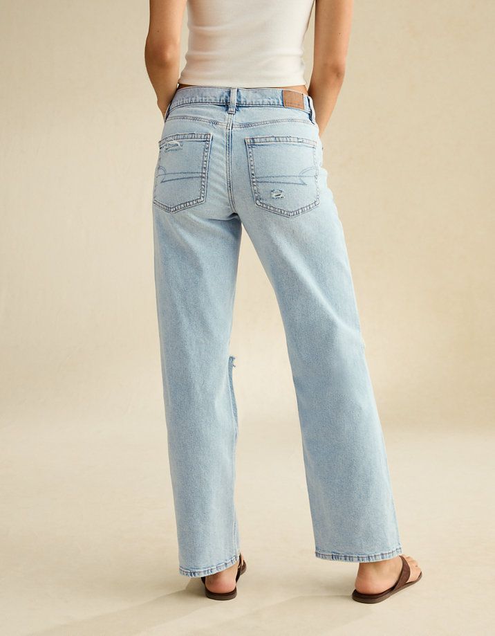 Casual Stovepipe Ripped Jeans with Tank Top and Ballet Flats