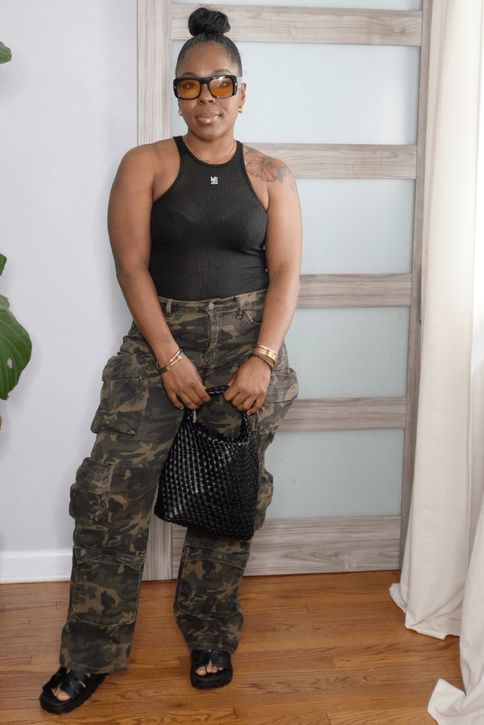 Baggy Camo Cargo Pants with Black Sleeveless Top and Sandals Baggy Camo Cargo Pants with Black Sleeveless Top and Sandals — Camo Outfits