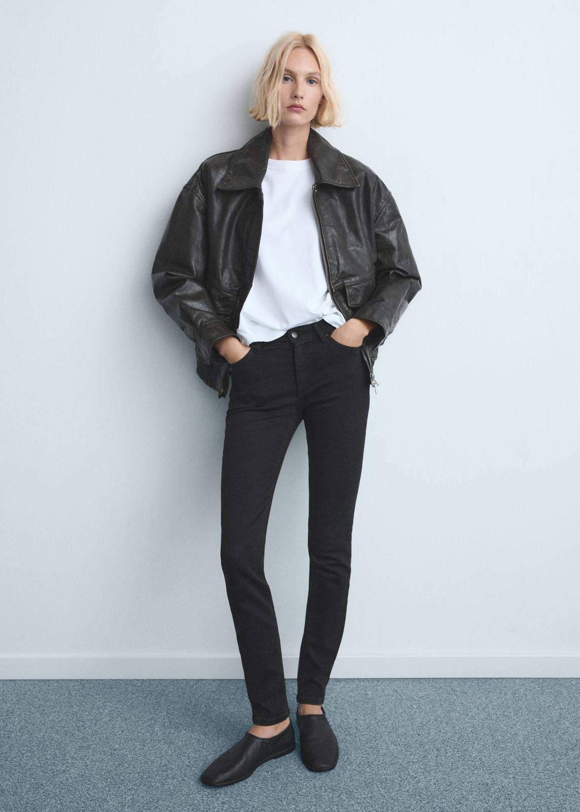 Edgy Black Skinny Jeans with Leather Jacket Edgy Black Skinny Jeans with Leather Jacket