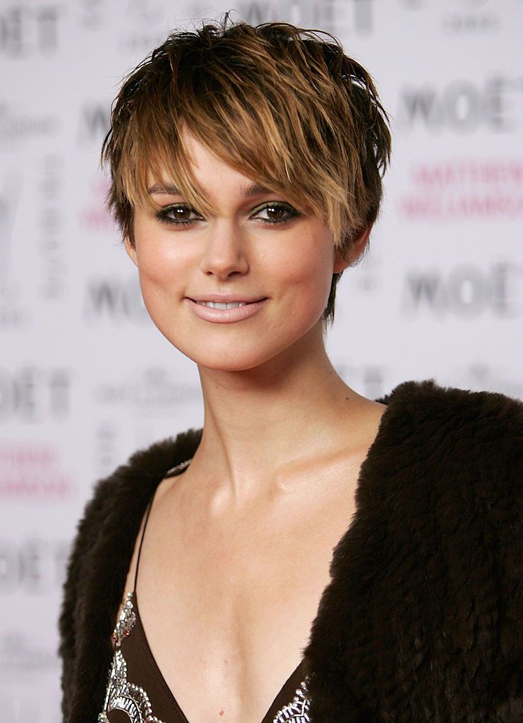 до уха Visual Idea — Pixie Cut for Thick Hair