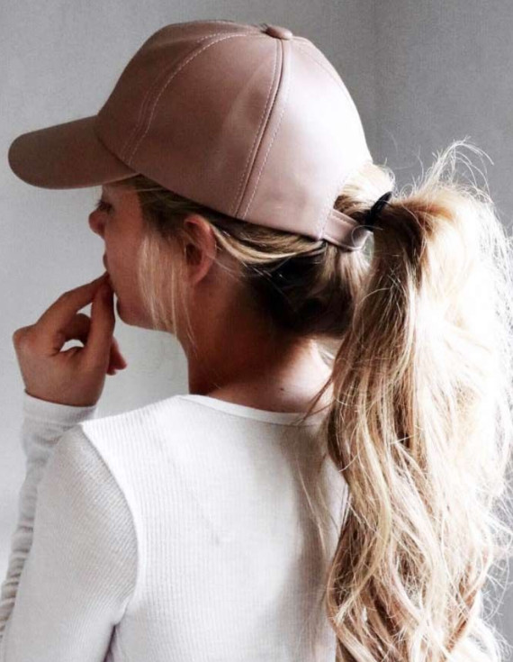 Blonde With Highlights Visual Idea Blonde With Highlights Visual Idea — Baseball Cap Hairstyles