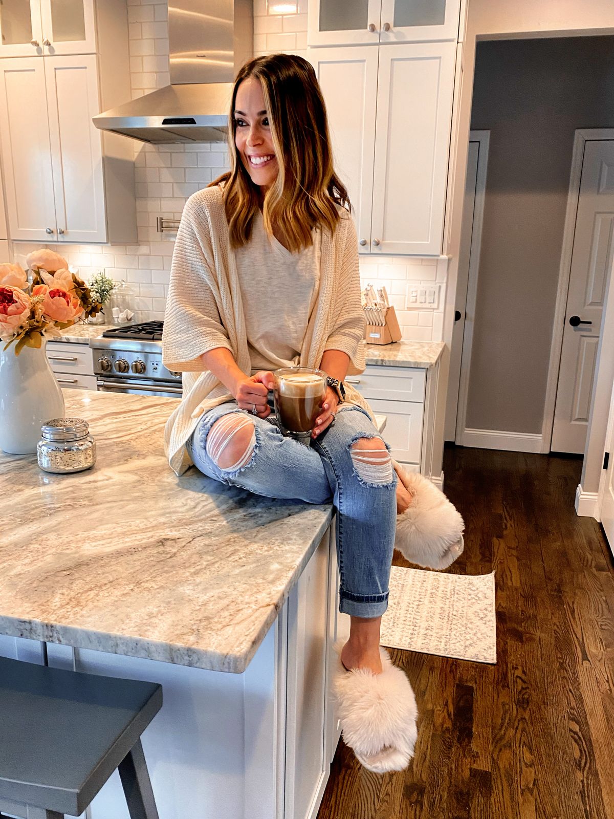Ripped Jeans and Fluffy Slippers: The Ultimate Relaxed WFH Combo Ripped Jeans and Fluffy Slippers: The Ultimate Relaxed WFH Combo — Work From Home Outfits
