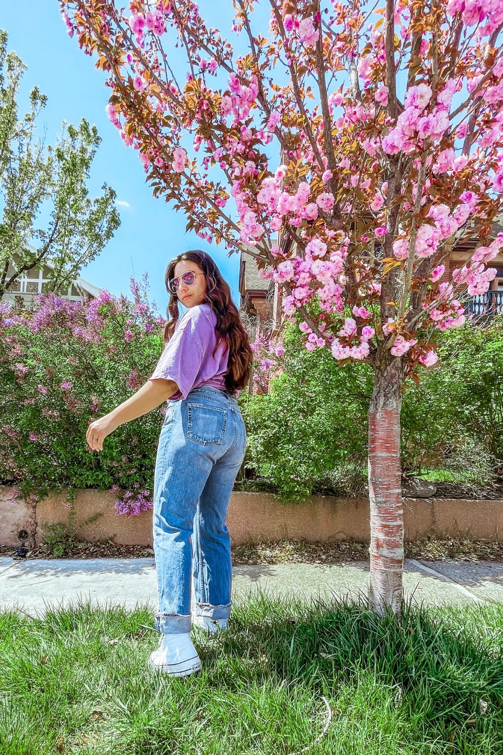 Casual Spring Day: Relaxed Jeans and Purple Tee Casual Spring Day: Relaxed Jeans and Purple Tee — Utah Outfits