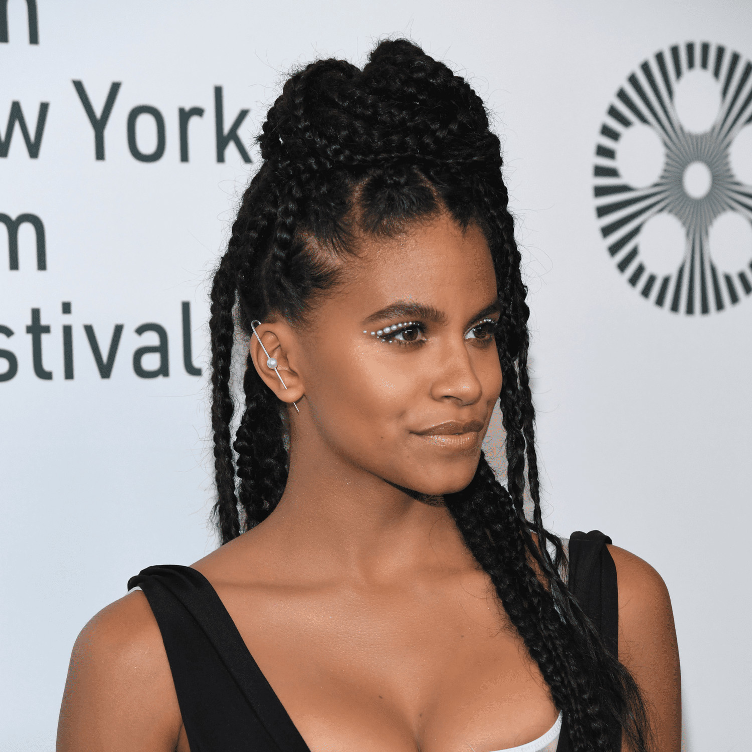 Thick Braids High Ponytail With Curly Ends — Knotless Braids Ponytail