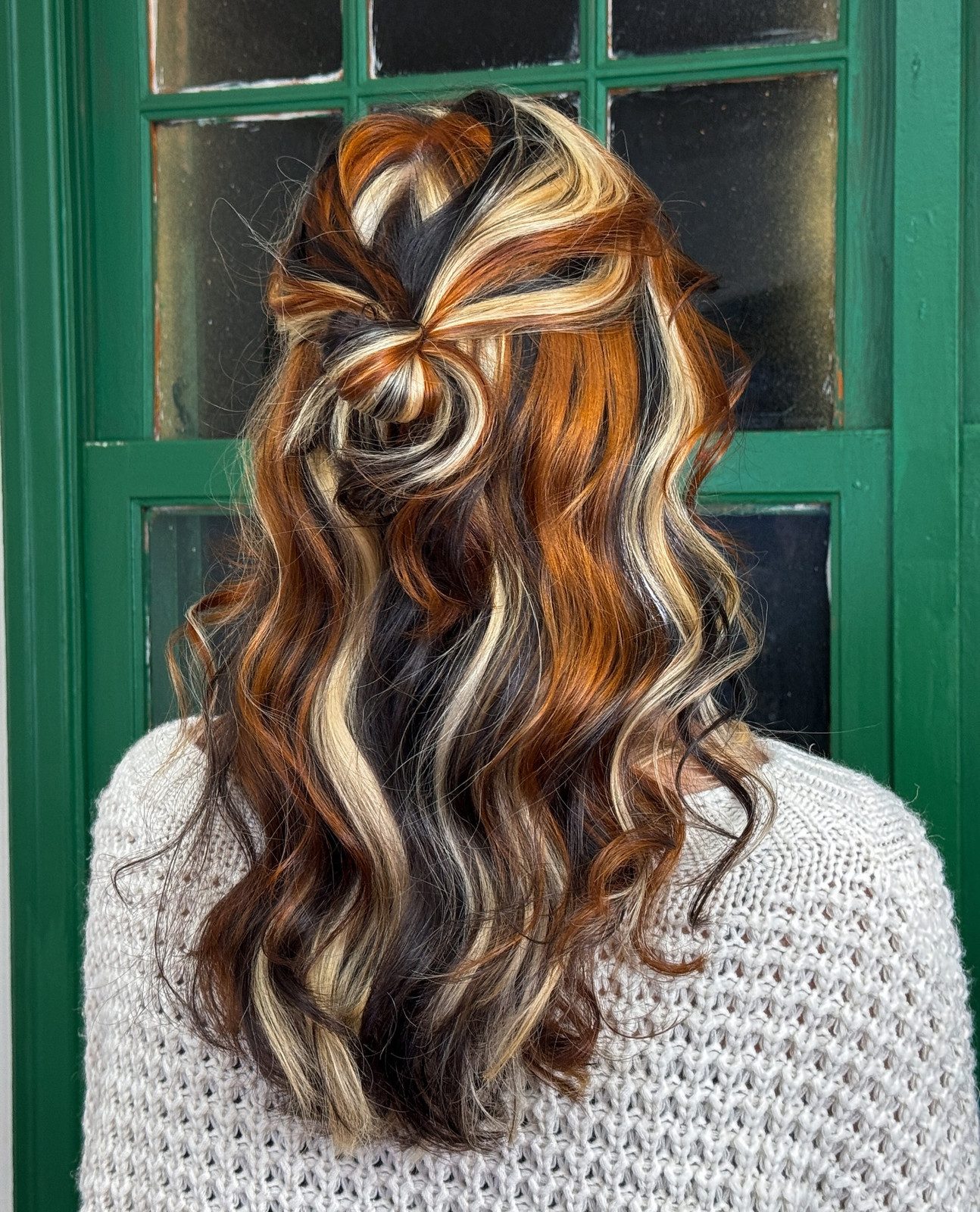 Wavy Hair Swirled Updo Wavy Hair Swirled Updo — Calico Hair