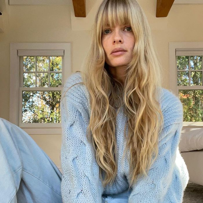 Mid-Back Honey Blonde Shag With Wispy Bangs Mid-Back Honey Blonde Shag With Wispy Bangs — Long Shag