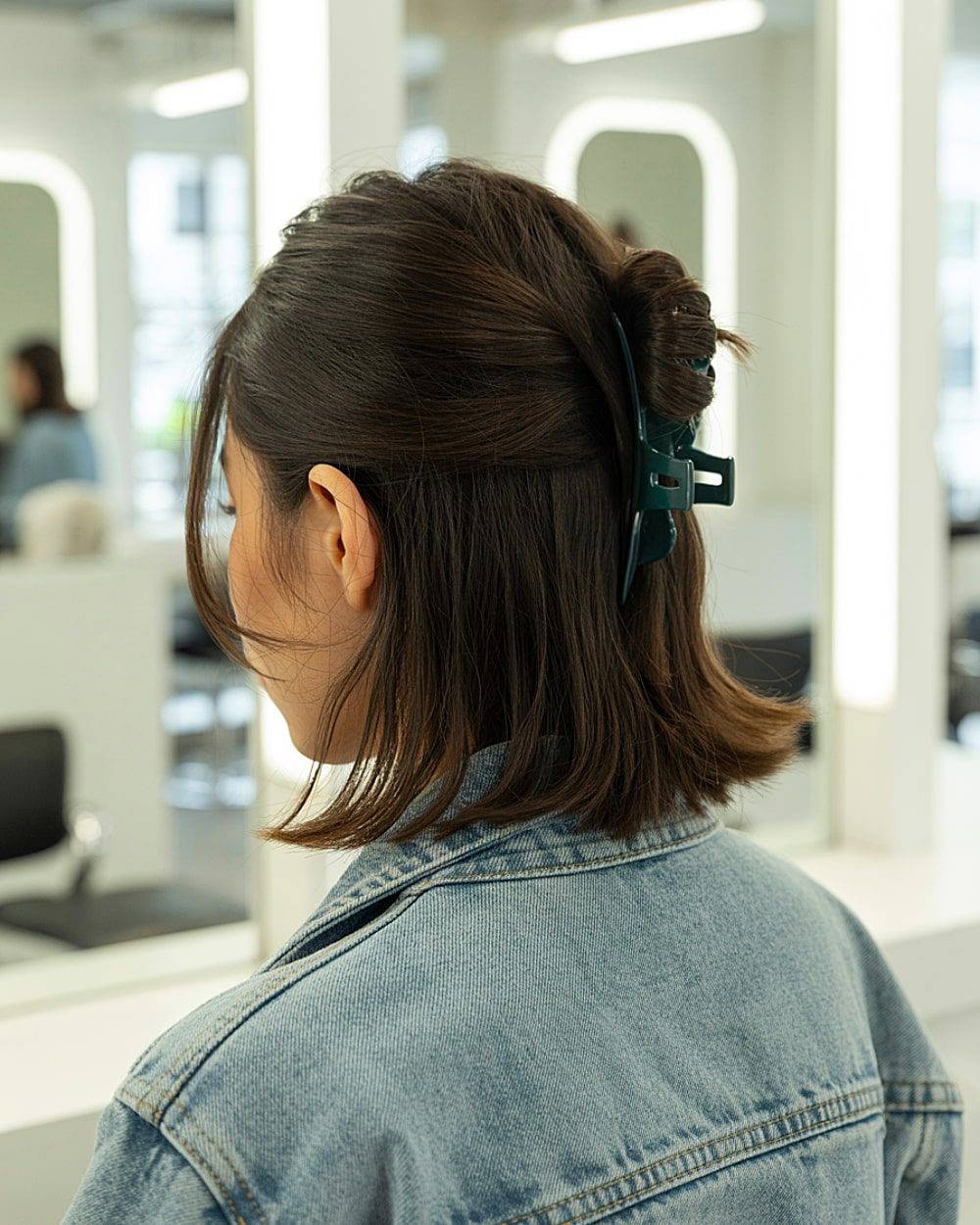 Half-Up Twist with Dark Green Clip — Mini Claw Clip Hairstyles