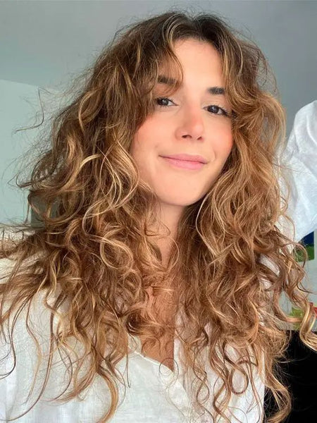 Collarbone Butterfly With Honey Highlights — Butterfly Haircut Curly Hair