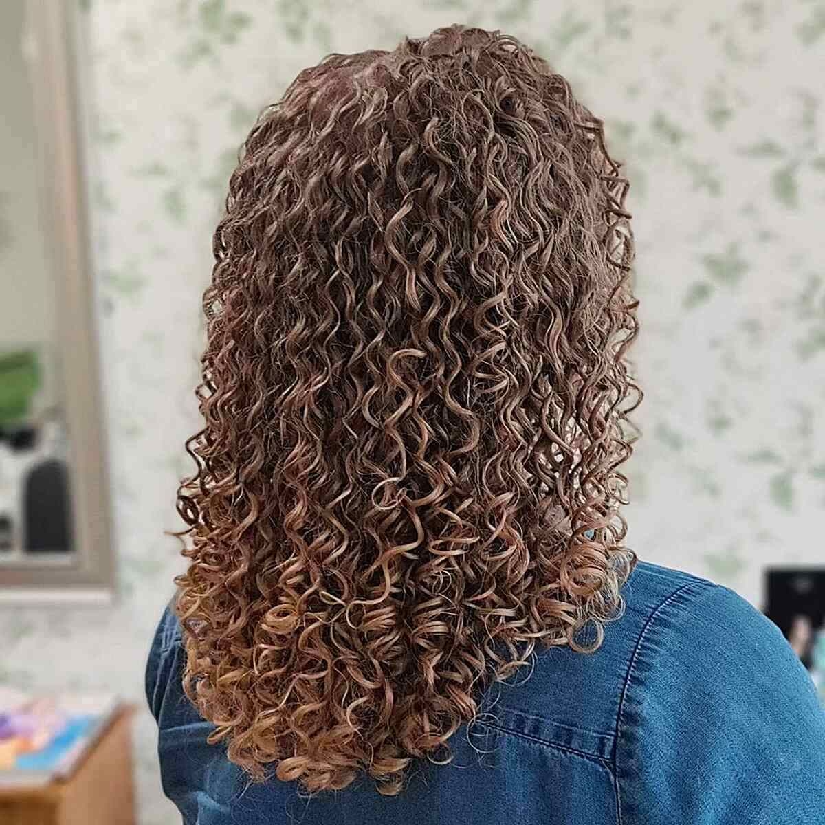 Uniform Curly Mid-Back Length — Perm Hairstyles
