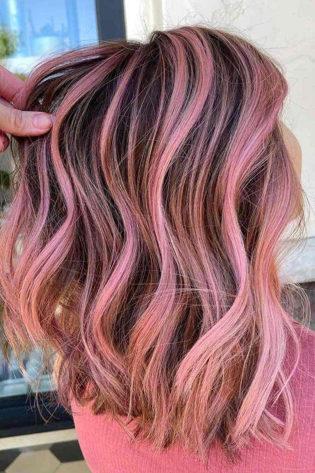 Collarbone Visual Idea Collarbone Visual Idea — Pink Highlights