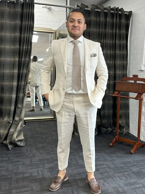 Off-White Linen Suit for Summer Beach Weddings — Mens Wedding Guest Outfits