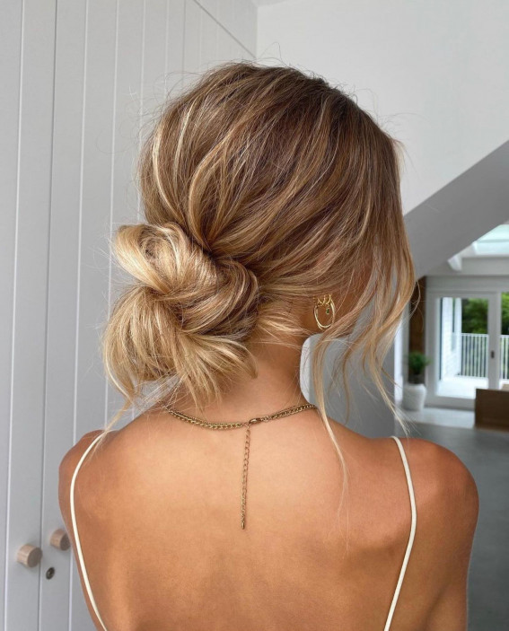 Shoulder Visual Idea — Messy Low Bun