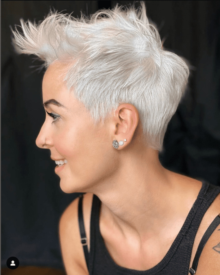 Platinum Pixie Mohawk With Volume — Hairstyles for Growing Out a Pixie
