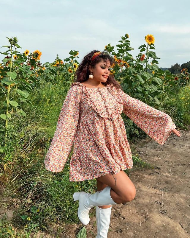 Floral Print Mini Dress With Ruffles Outfit Idea Floral Print Mini Dress With Ruffles Outfit Idea — Farm Outfits