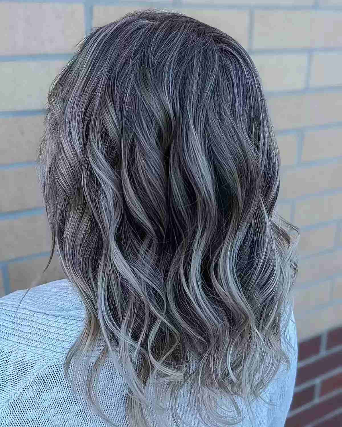 Collarbone Waves Dark Base Gray Blend — Gray Blending Over 50