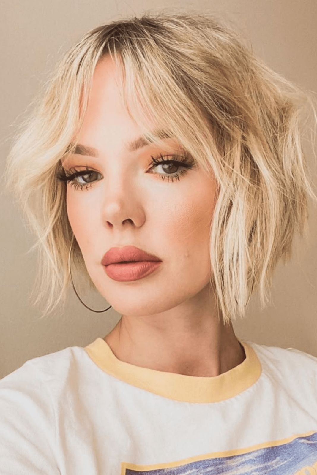 Platinum Blonde Shaggy Bob Choppy Bangs Platinum Blonde Shaggy Bob Choppy Bangs