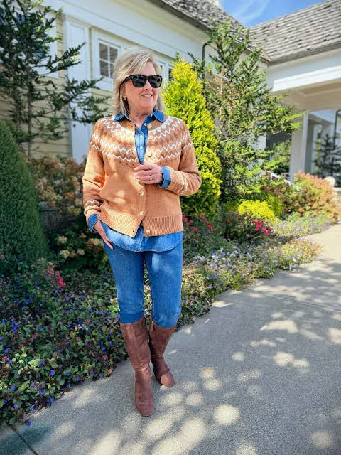 Cozy Knit Cardigan and Denim Ensemble with Knee-High Boots Cozy Knit Cardigan and Denim Ensemble with Knee-High Boots — Cowboy Boots with Jeans Outfits