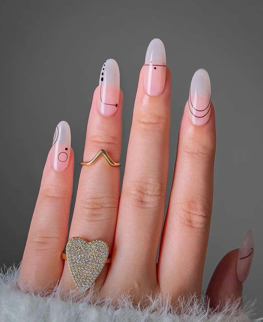 Thin Black Lines And Dots On Ombre Base Visual Idea Thin Black Lines And Dots On Ombre Base Visual Idea — Line Art Nails