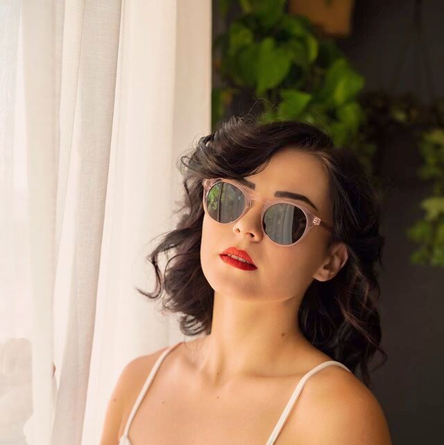Soft Touch with Light Pink Sunglasses — Round Sunglasses Outfits