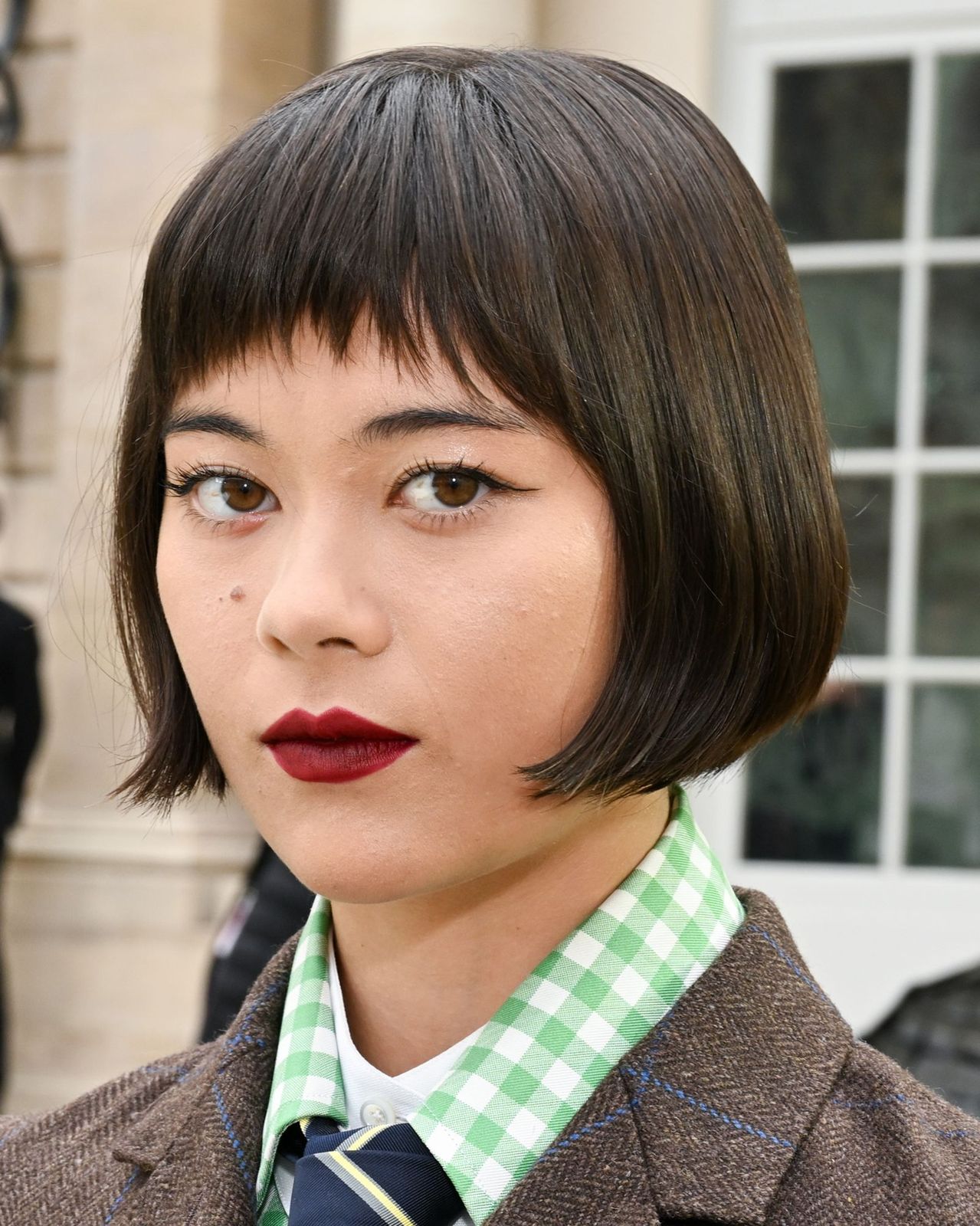 Fine Dark Brown Bob With Blunt Fringe Fine Dark Brown Bob With Blunt Fringe — Haircuts with Bangs