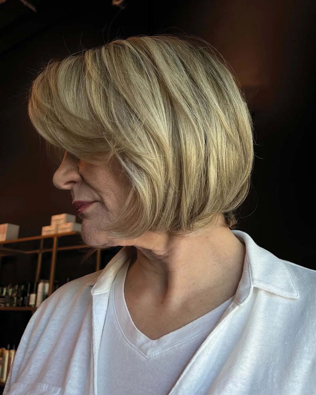 Visual Idea Visual Idea — Chin Length Bob