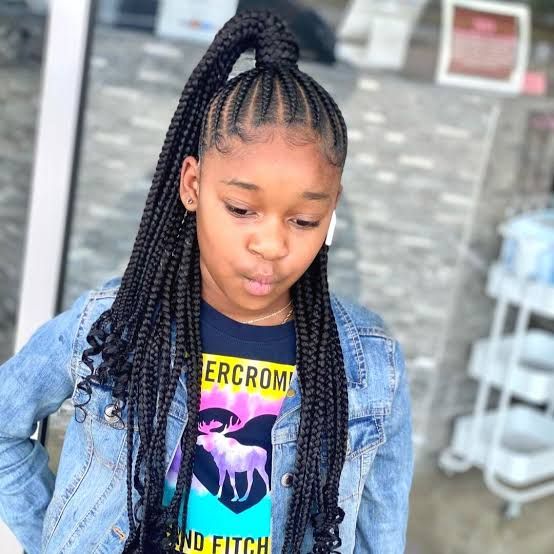 Layered Bob with Caramel Highlights — Hairstyles for Teens
