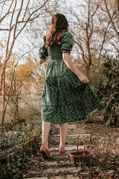 Green Floral Cotton Nap Dress with Brown Heels Green Floral Cotton Nap Dress with Brown Heels — Nap Dresses