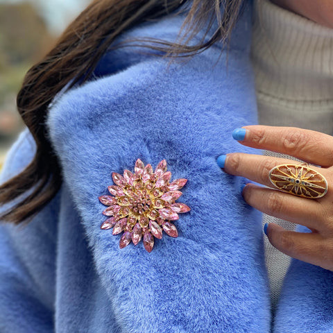 Faux Fur Coat with a Large Pink Crystal Brooch Faux Fur Coat with a Large Pink Crystal Brooch — Brooch Outfits